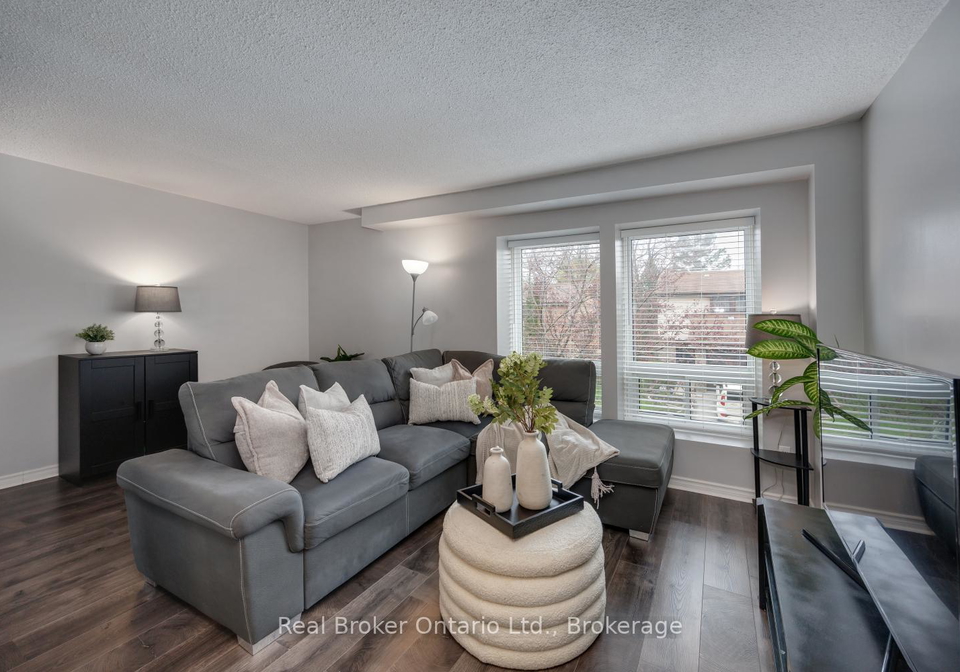 220-ormond-drive-oshawa-ontario-e13239368