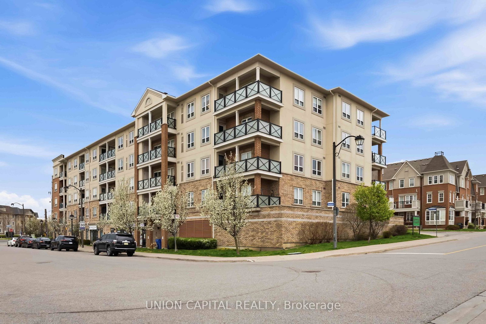 10-mendelssohn-street-scarborough-ontario-e13239630