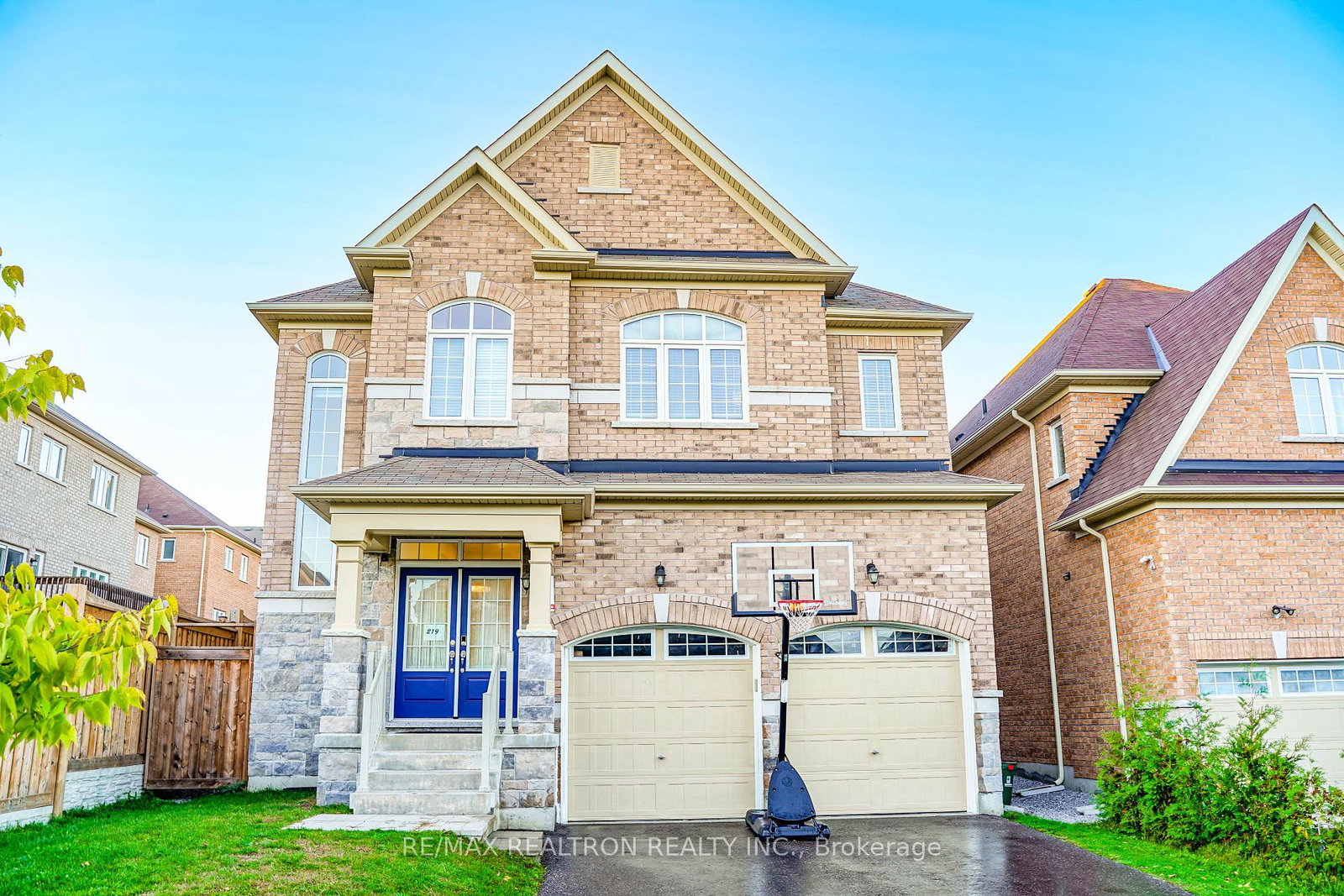 219-lyle-drive-clarington-ontario-e13240038