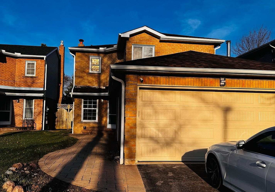 20-hemingford-place-whitby-ontario-e13240270