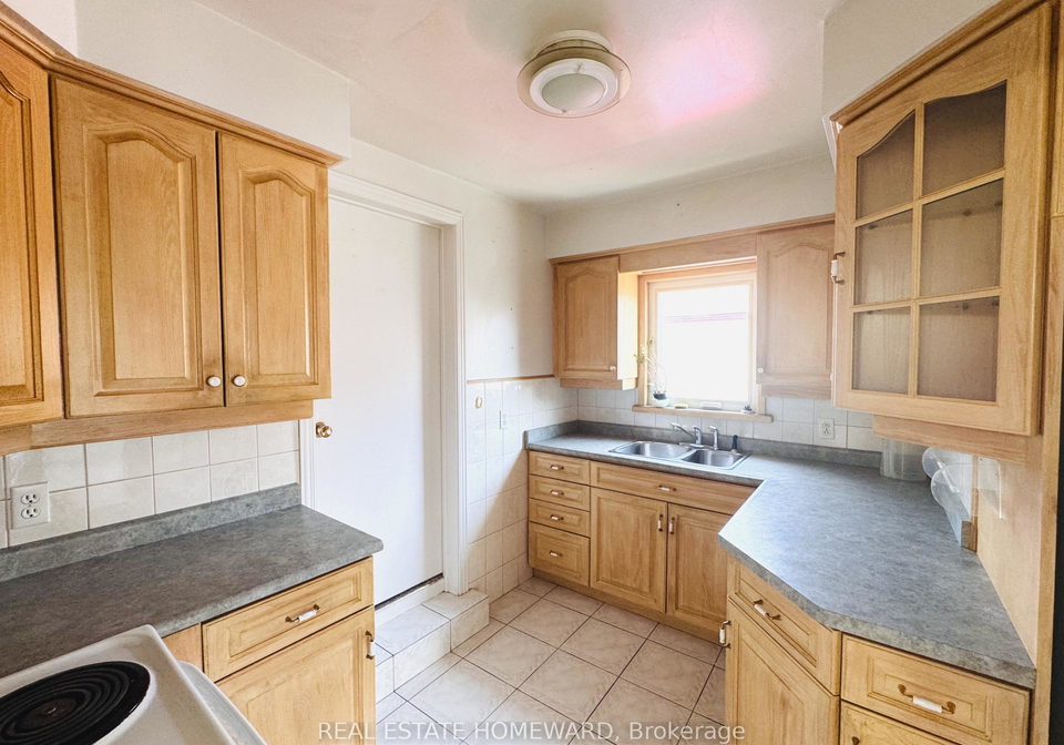 45-commonwealth-avenue-scarborough-ontario-e13240522