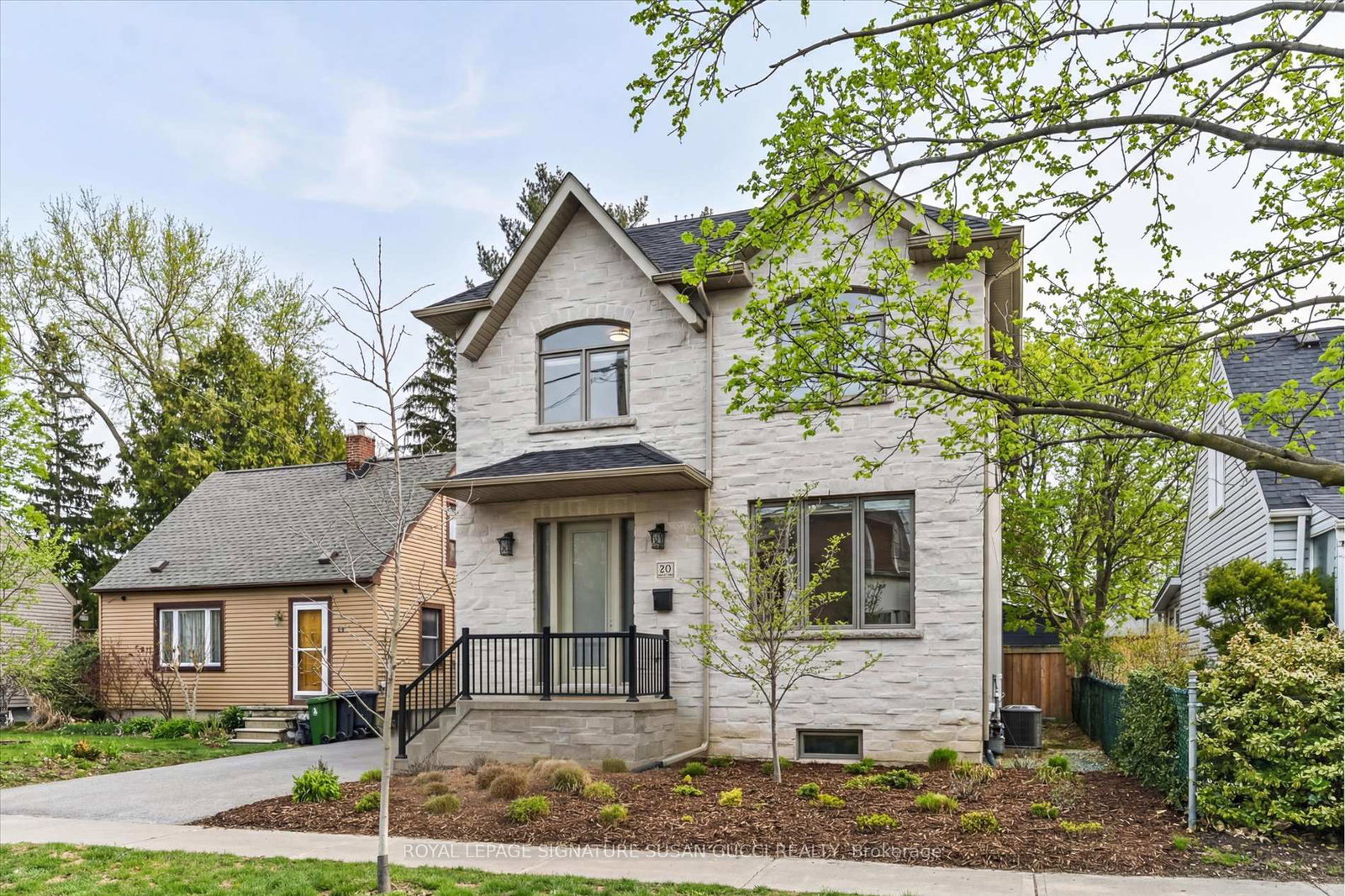 20-warvet-crescent-east-york-ontario-e13241324