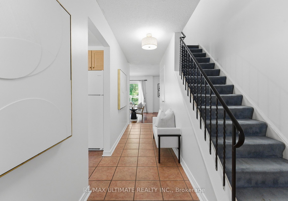 17-quantrell-trail-scarborough-ontario-e13241634