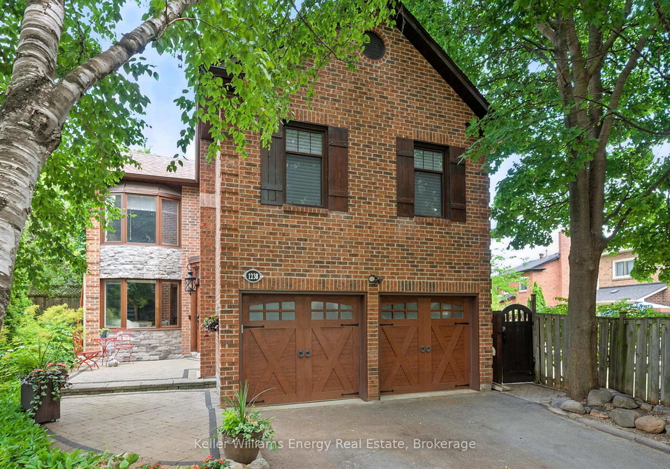 1238-fieldstone-circle-pickering-ontario-e13242018