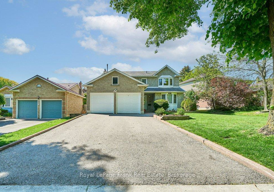 803-linden-court-whitby-ontario-e13242356