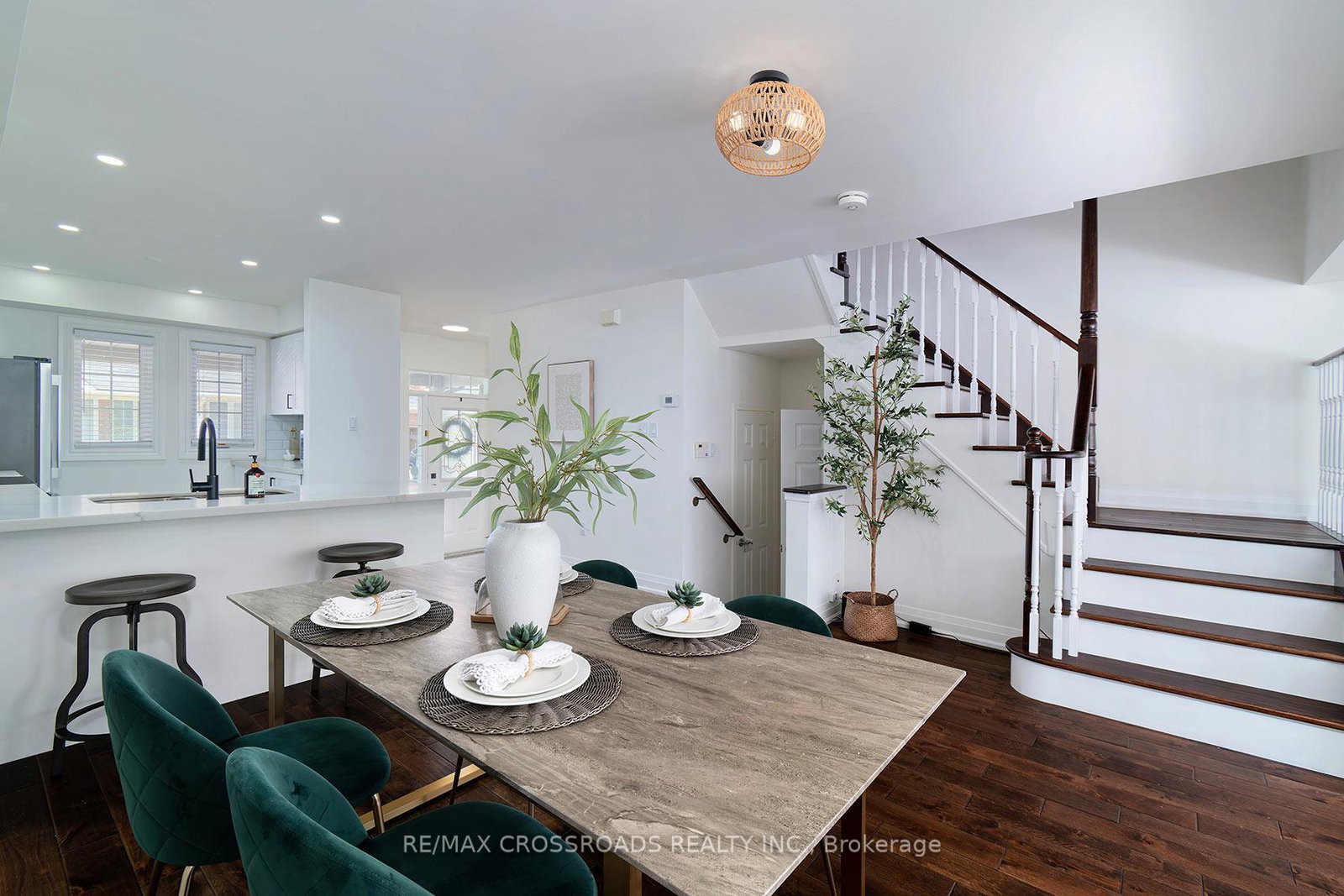 35-torr-lane-ajax-ontario-e13242380