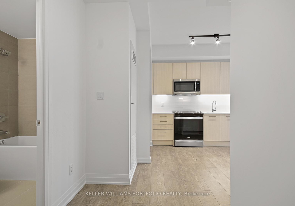 286-main-street-toronto-ontario-e13242716