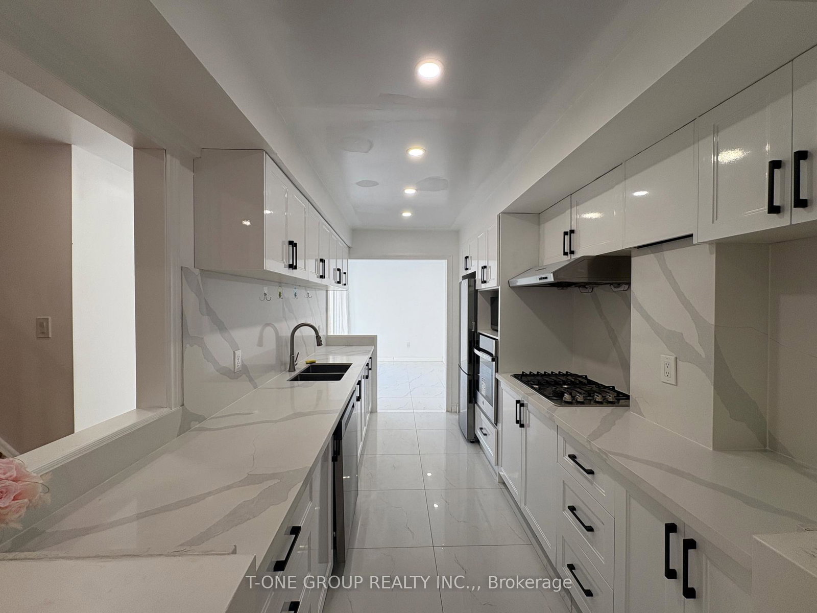 49-ambercroft-boulevard-scarborough-ontario-e13242980