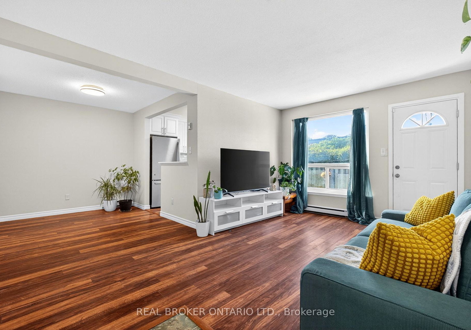 401-wentworth-street-w-oshawa-ontario-e13242990