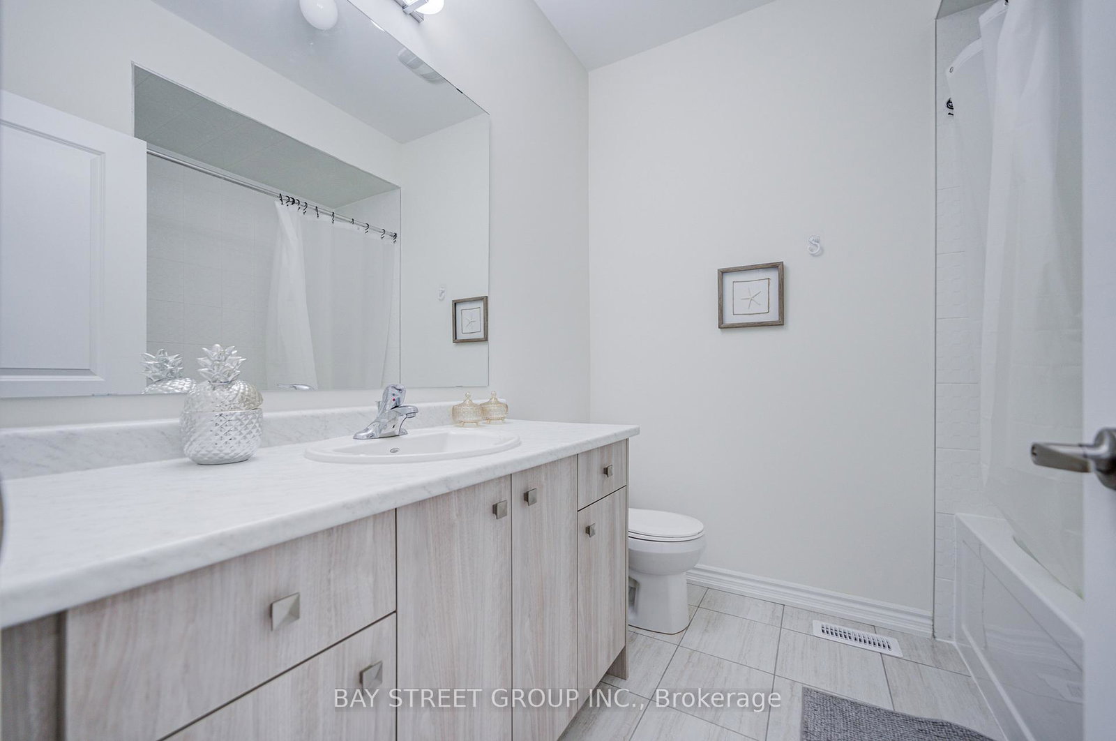 2916-nakina-street-pickering-ontario-e13243008
