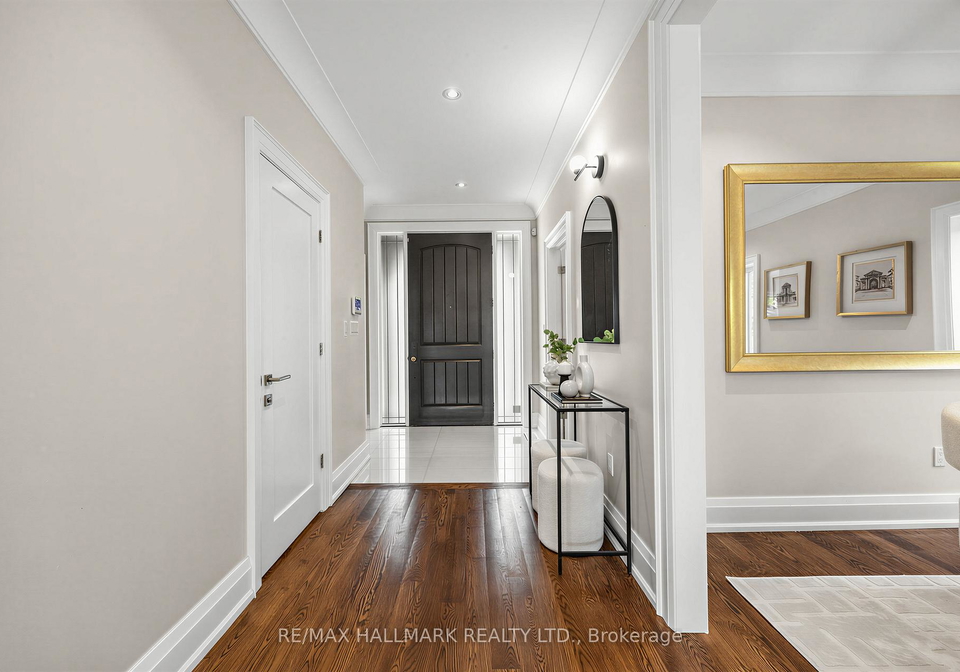 1-dustan-crescent-east-york-ontario-e13243062