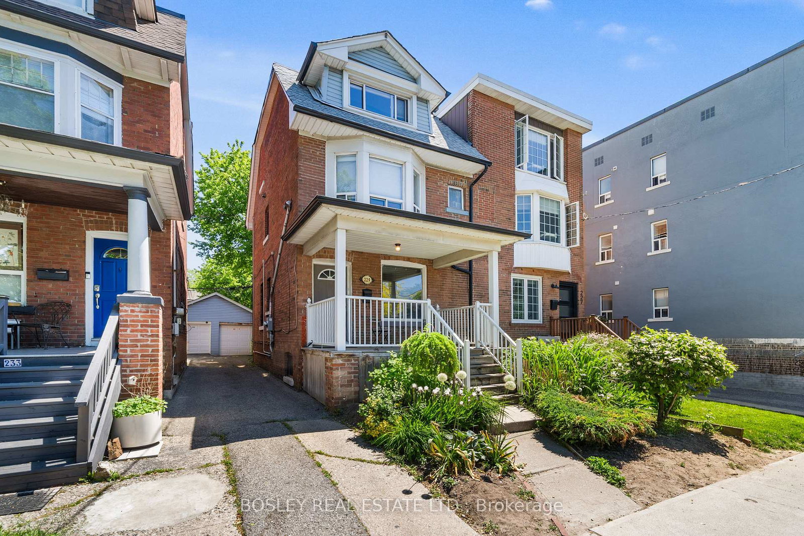 229-woodbine-avenue-toronto-ontario-e13243218