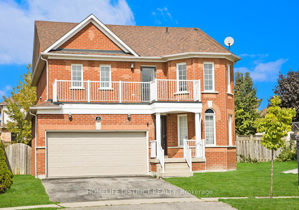47-ball-crescent-whitby-ontario-e13243396