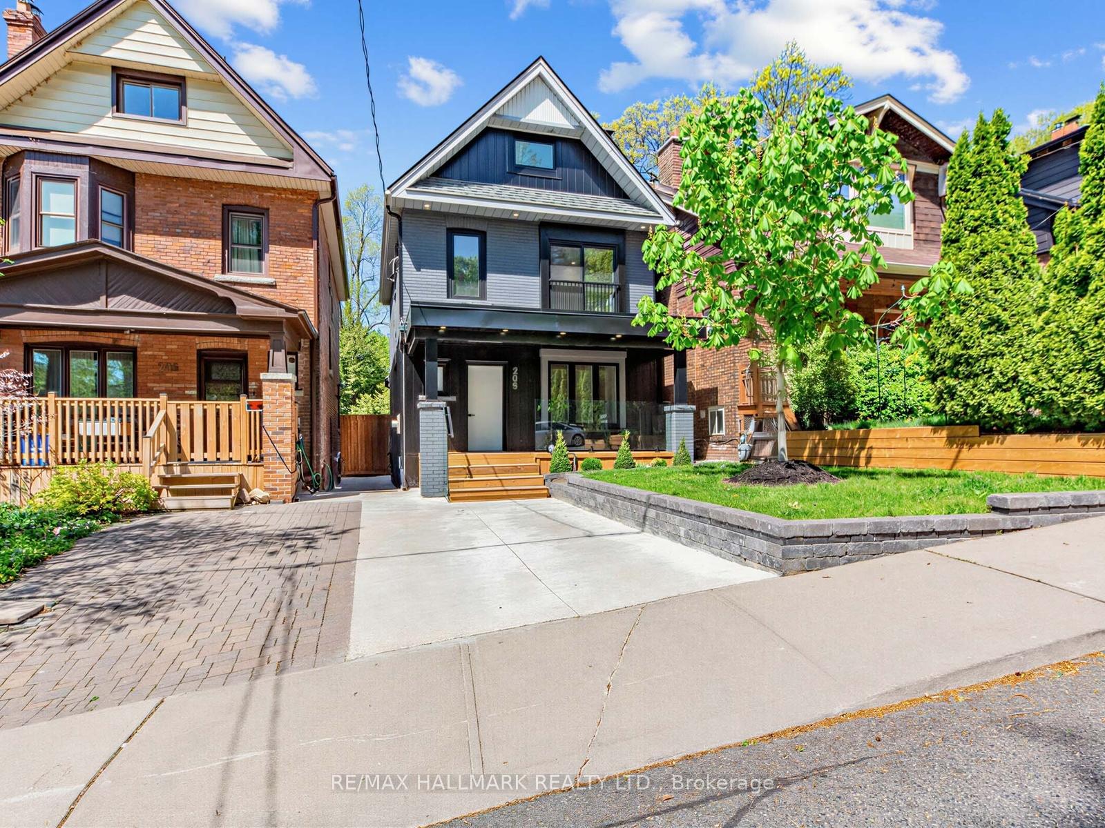 208-gainsborough-road-toronto-ontario-e13243456