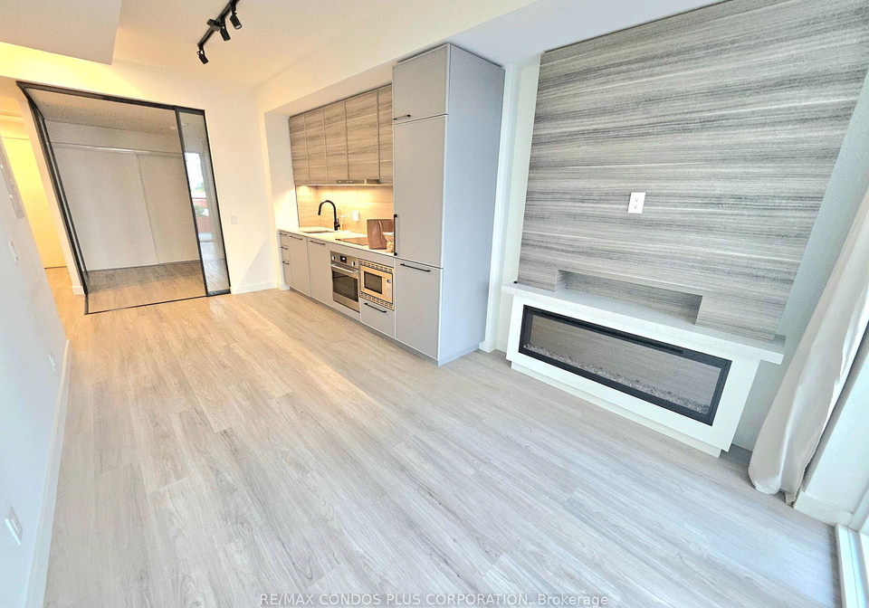 1050-eastern-avenue-toronto-ontario-e13243790