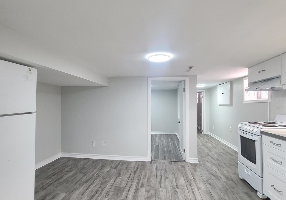 238-strathmore-boulevard-east-york-ontario-e13247004