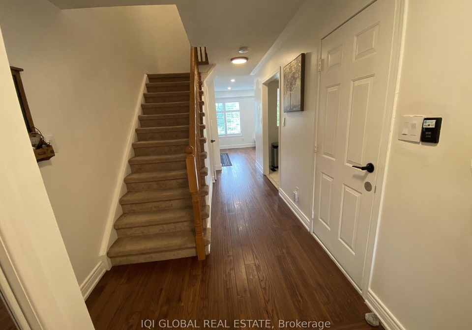 8-bonello-crescent-whitby-ontario-e13248272