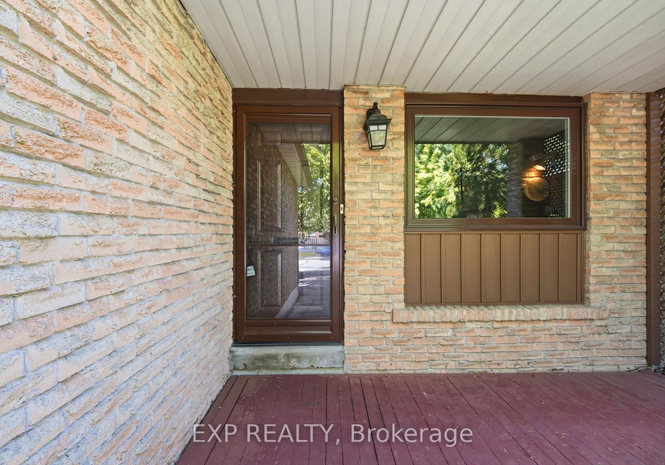 225-invergordon-avenue-scarborough-ontario-e13248278