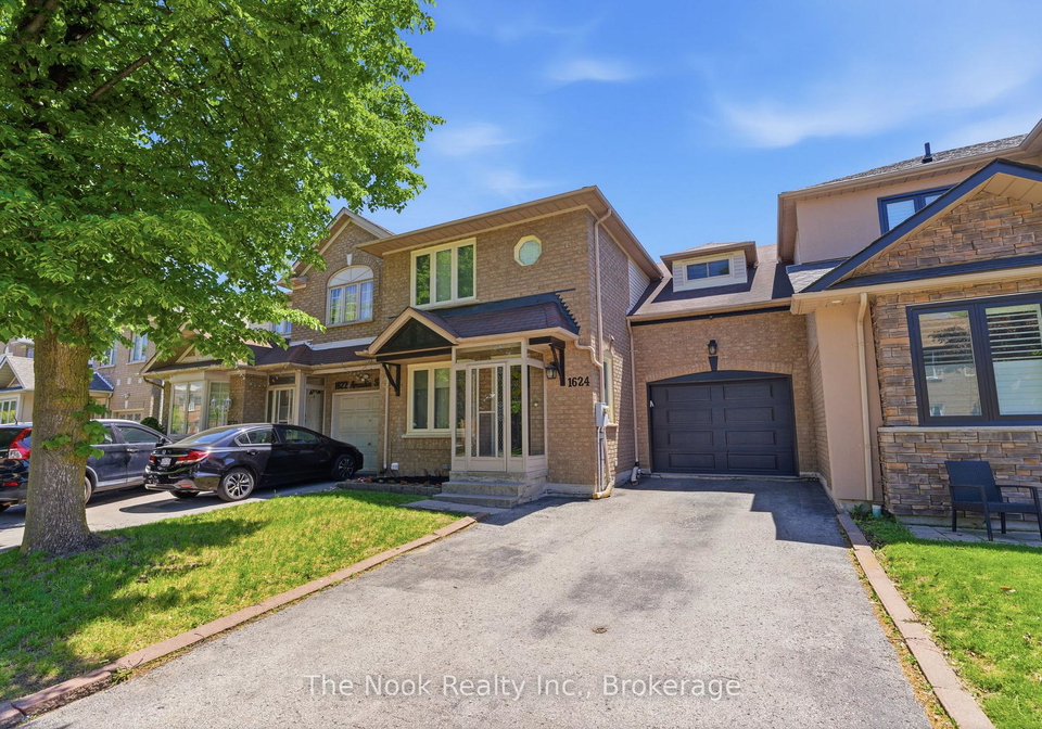 1624-arcadia-square-pickering-ontario-e13248714