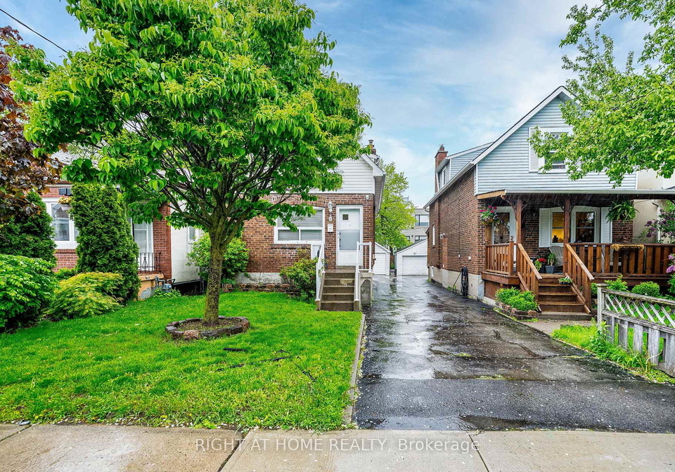 8-savoy-avenue-east-york-ontario-e13248884