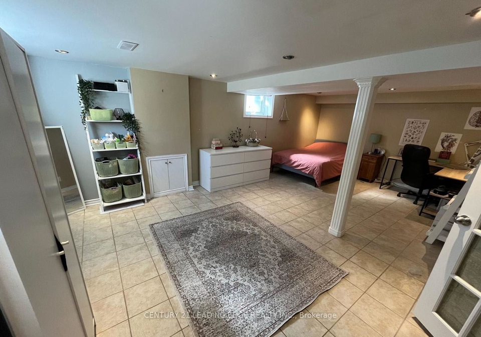 98-flora-drive-w-scarborough-ontario-e13248934