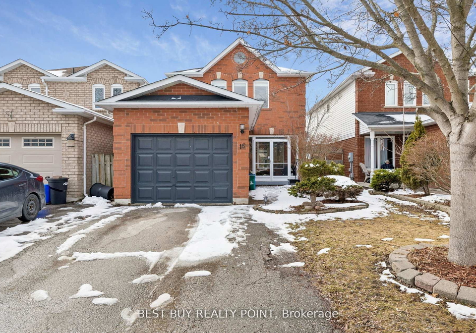 16-fry-crescent-clarington-ontario-e13248968