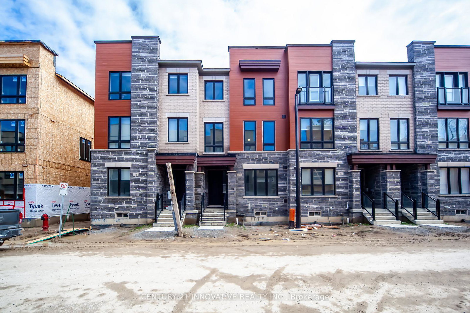29-steamboat-way-whitby-ontario-e13249256
