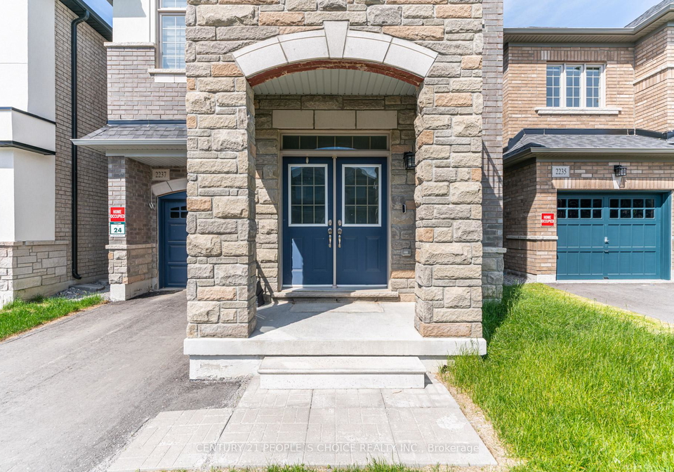 2237-crystal-drive-oshawa-ontario-e13249420