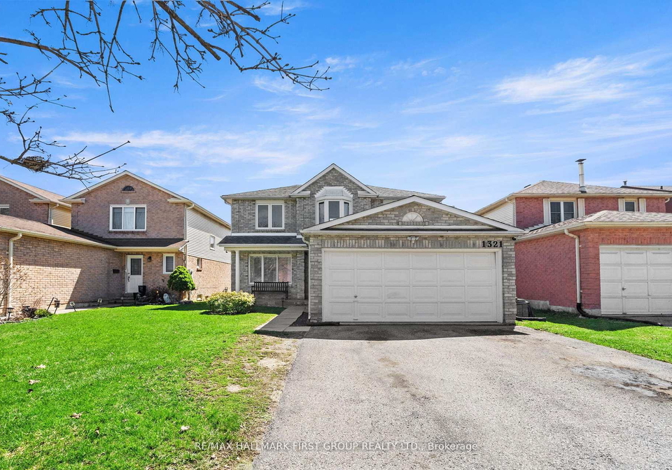 1321-anton-square-pickering-ontario-e13249804