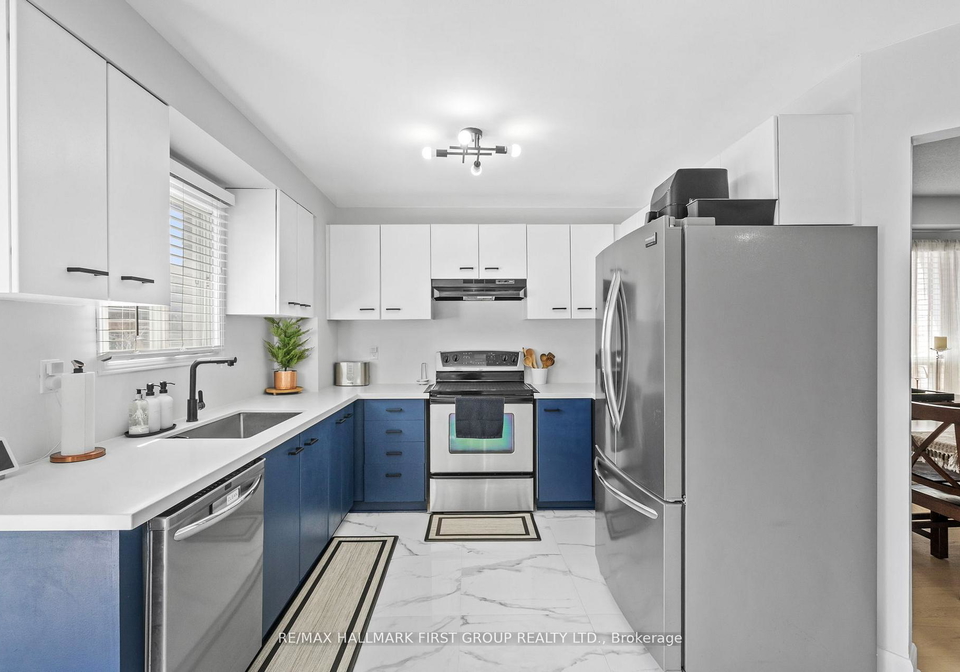 1321-anton-square-pickering-ontario-e13249804