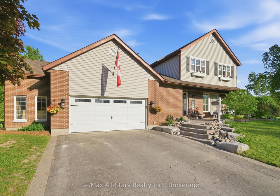 4-circle-drive-scugog-ontario-e13249812