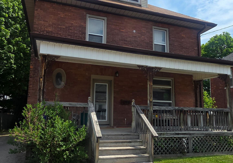 195-albert-street-oshawa-ontario-e13250066