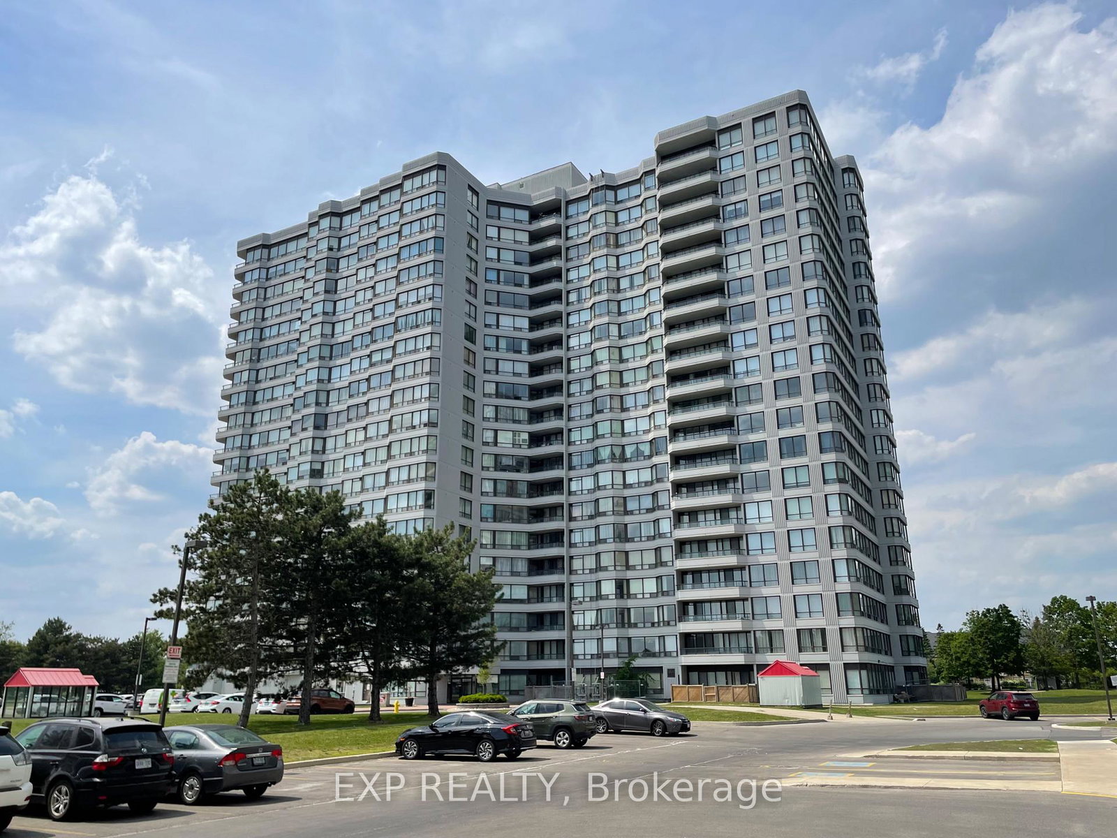 350-alton-towers-circle-scarborough-ontario-e13255344