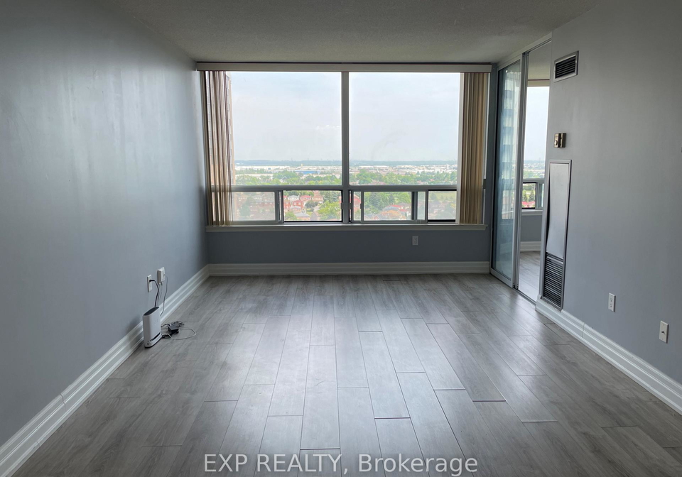 350-alton-towers-circle-scarborough-ontario-e13255344