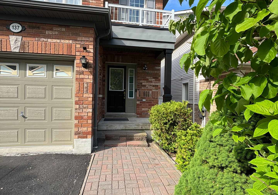 137-ducatel-crescent-ajax-ontario-e13266950