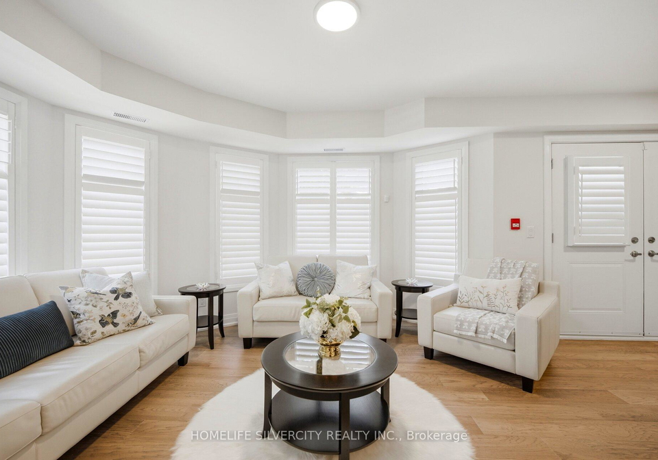35-somers-avenue-east-york-ontario-e13281704