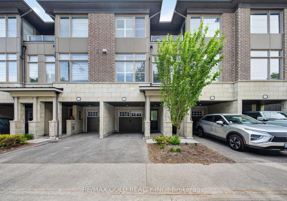 384-arctic-red-drive-oshawa-ontario-e13295046