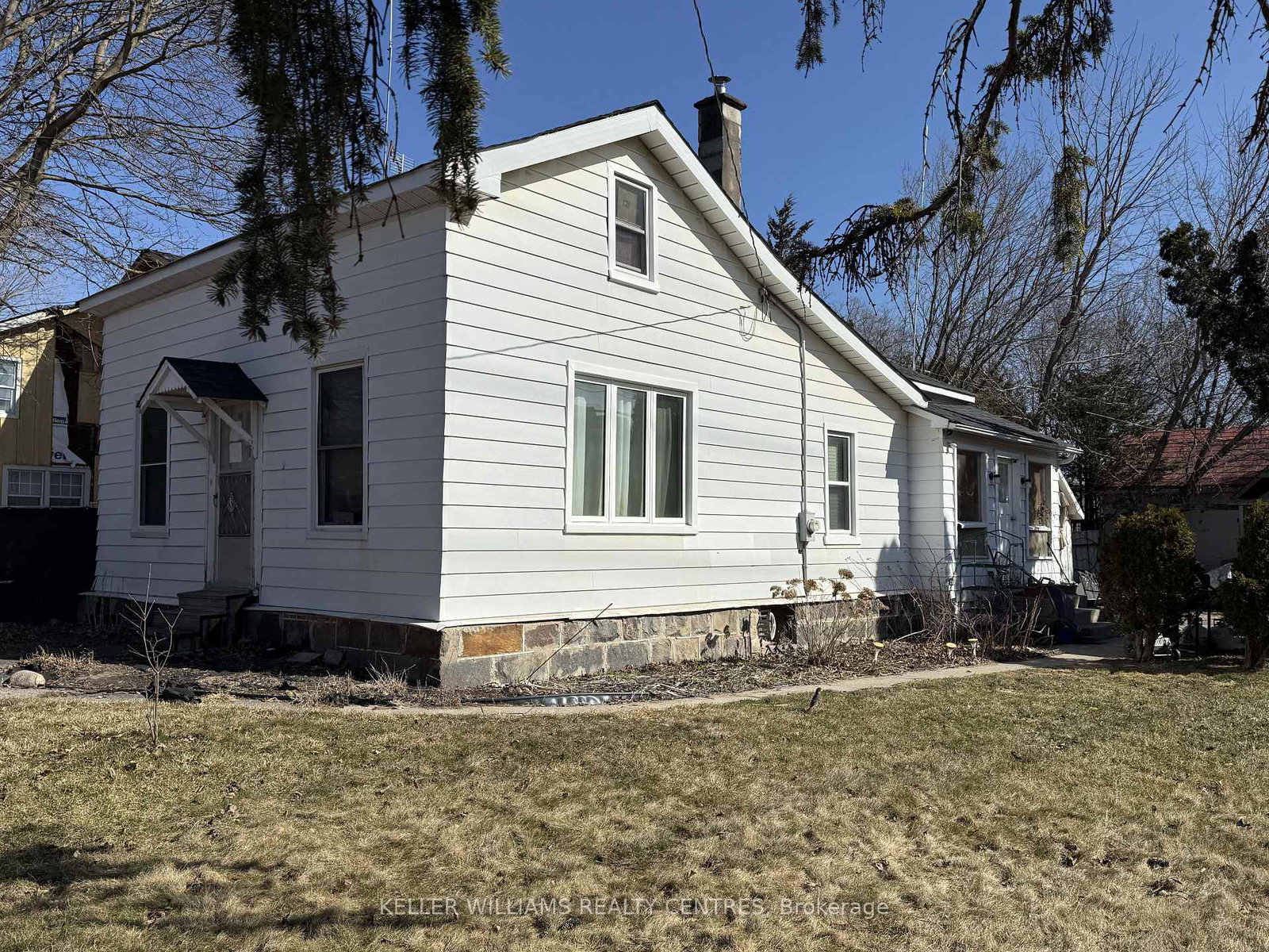1-queen-street-whitby-ontario-e13410954
