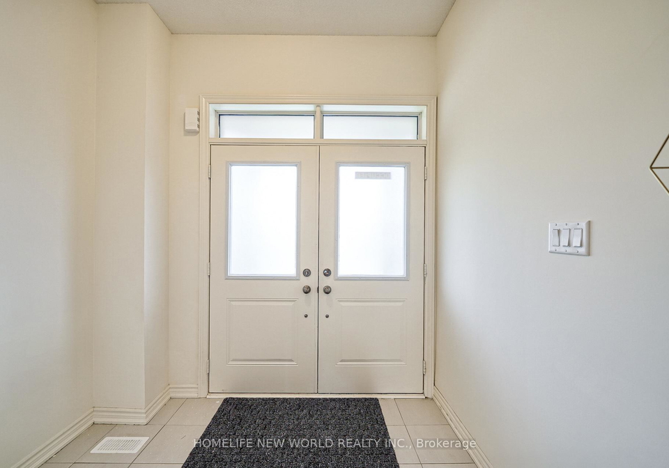 74-fruitful-crescent-whitby-ontario-e13411226