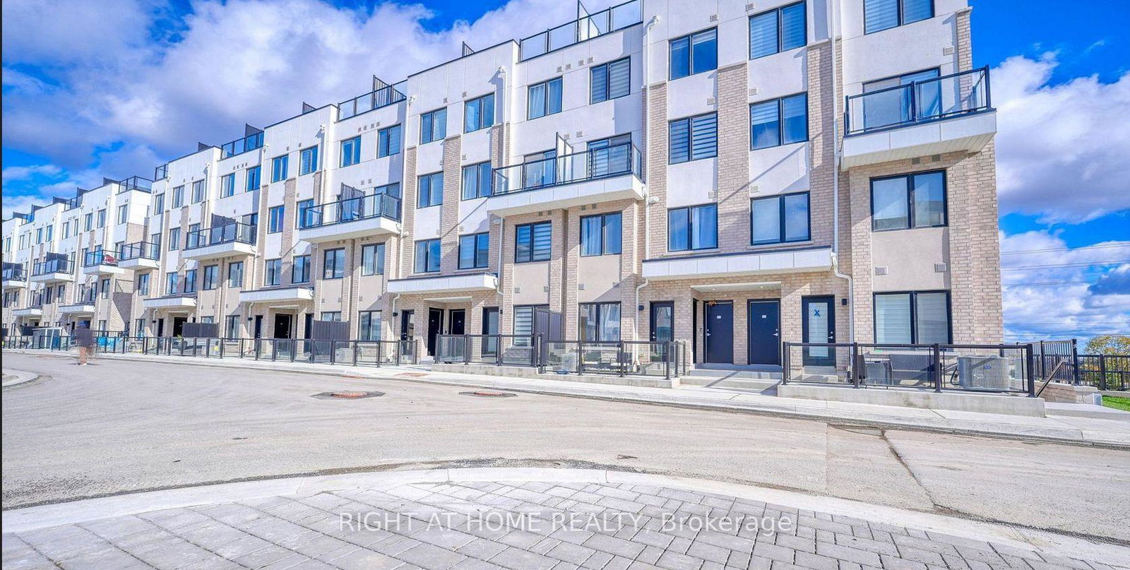 1695-dersan-street-pickering-ontario-e13411542
