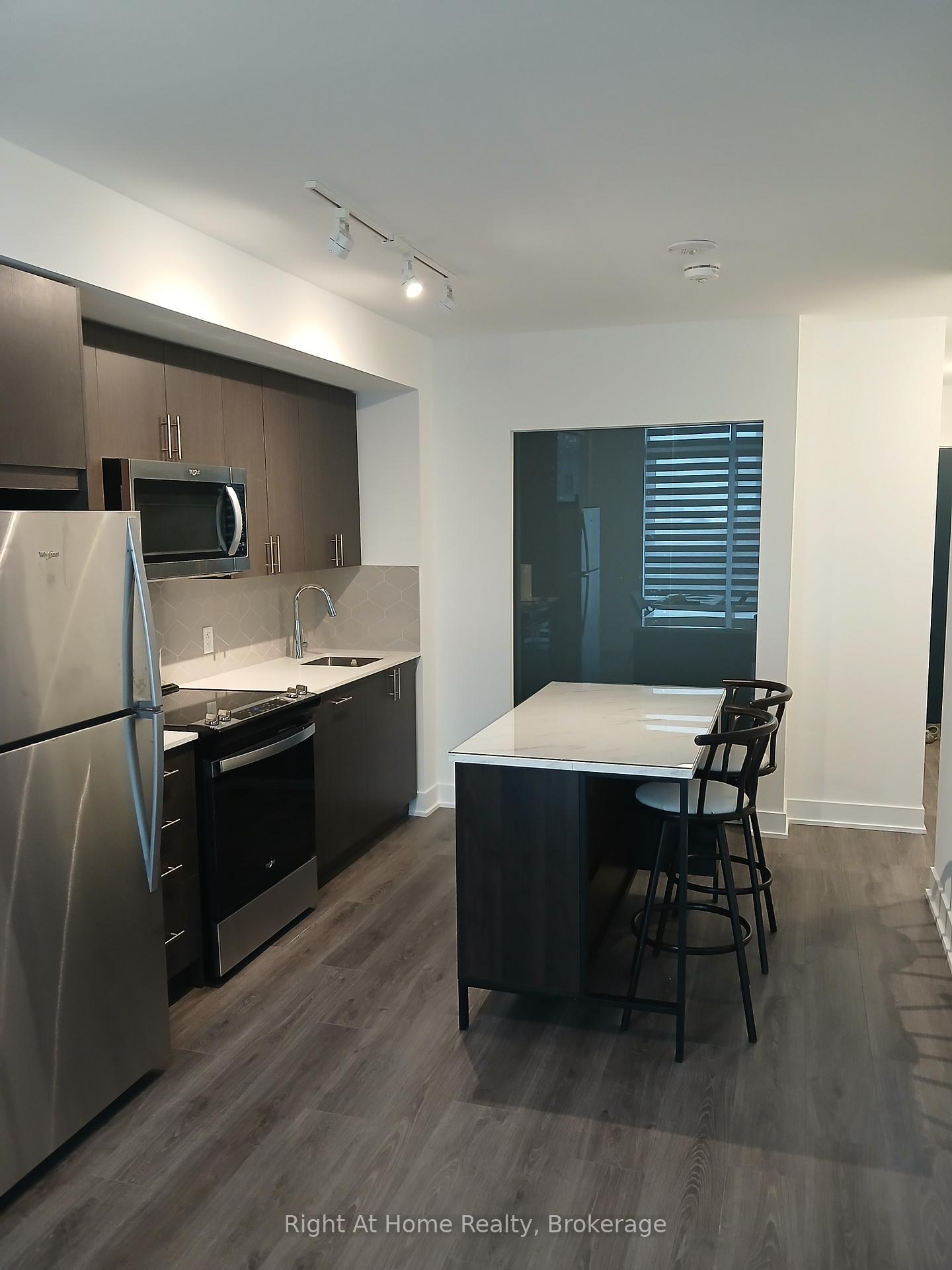 2545-simcoe-st-n-street-s-oshawa-ontario-e13411632