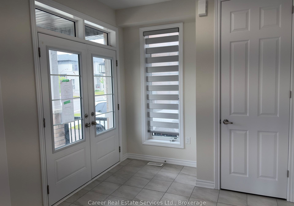 1-waterfront-crescent-whitby-ontario-e13411884