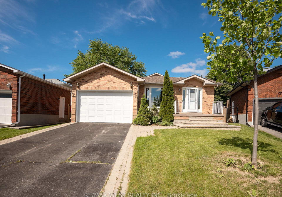 14-souch-court-clarington-ontario-e13412822