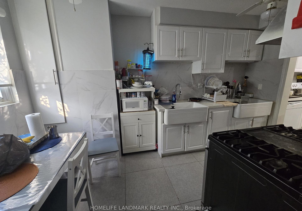 20-hainford-st-street-e-scarborough-ontario-e13413074