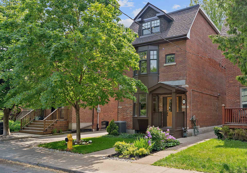 918-carlaw-avenue-east-york-ontario-e13413438
