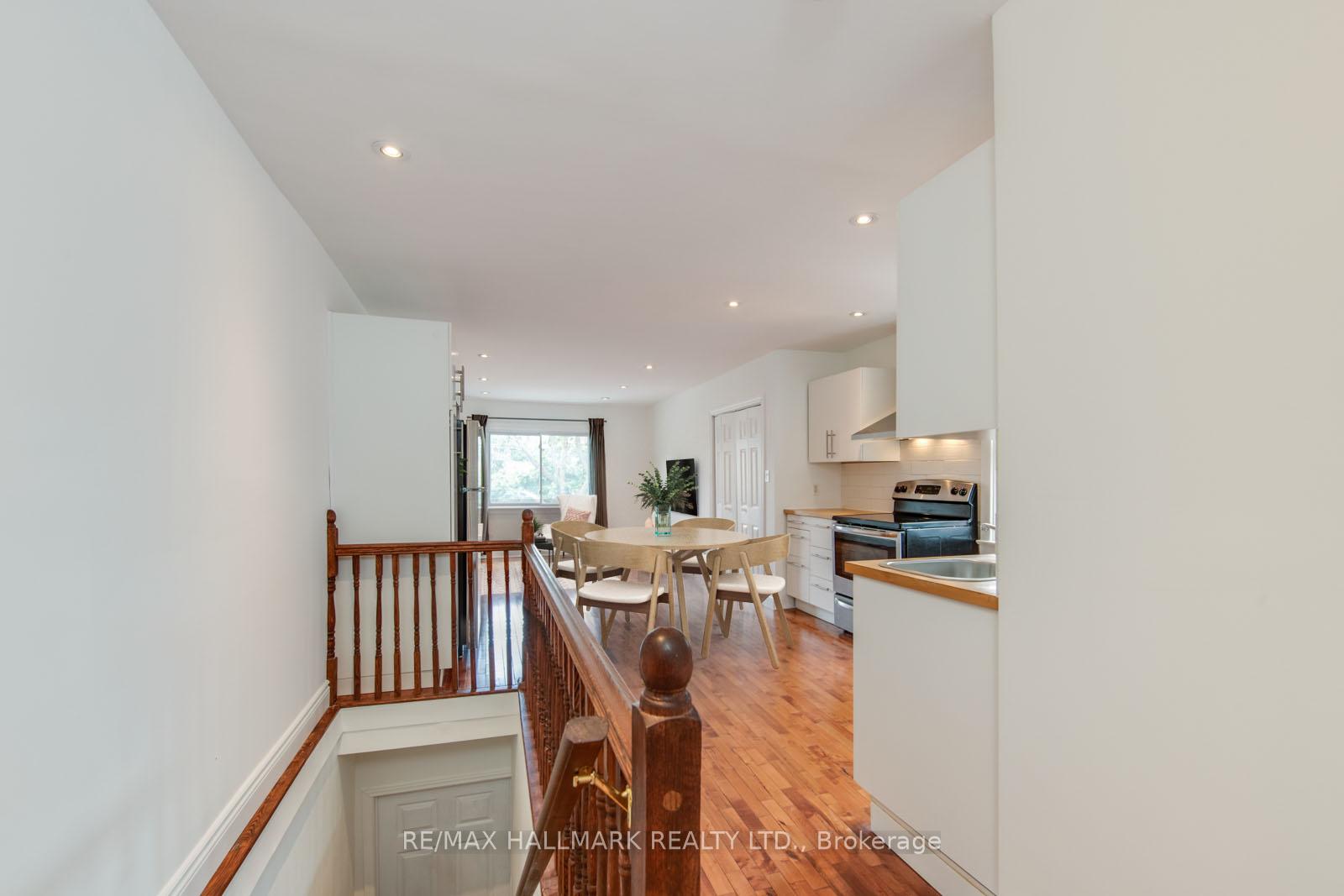 2066-gerrard-street-e-toronto-ontario-e13413544