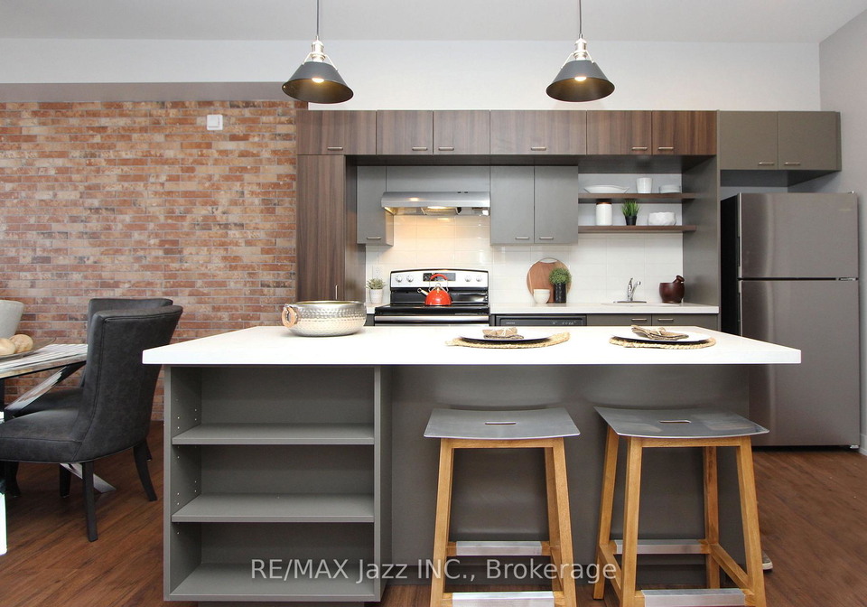 14-12-king-street-e-oshawa-ontario-e13413574