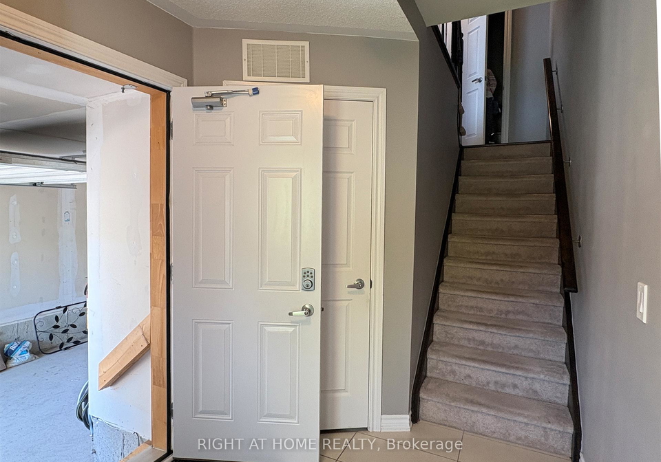 68-nearco-crescent-oshawa-ontario-e13414610
