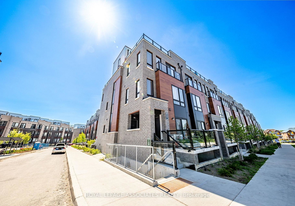 30-liben-way-scarborough-ontario-e13416708