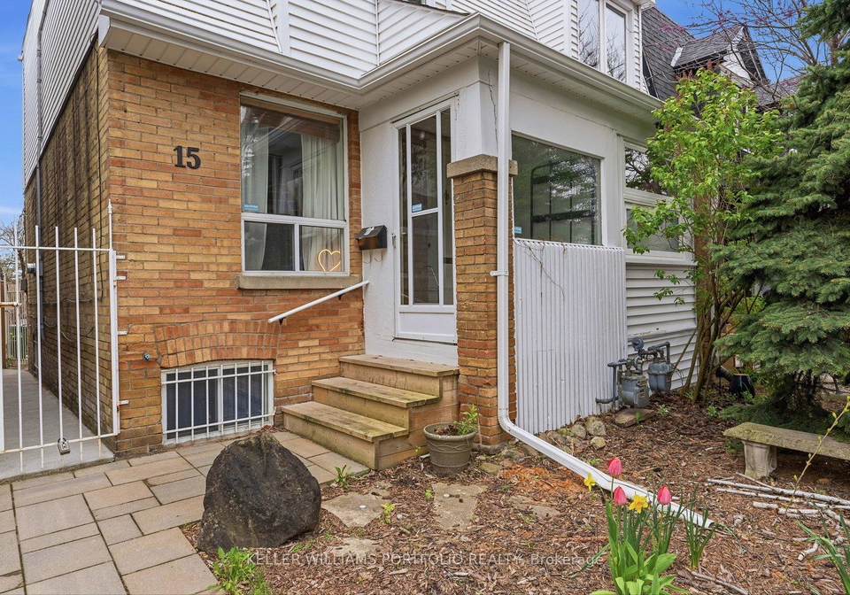 15-myrtle-avenue-toronto-ontario-e13417396